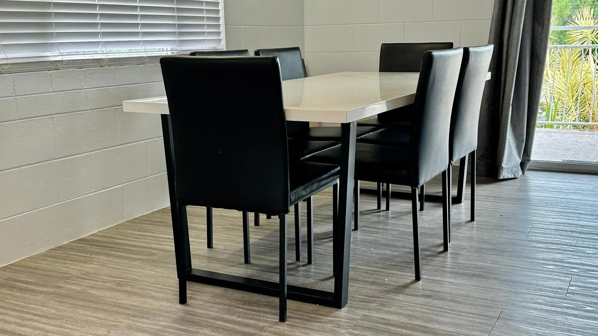 Townsville Apartment On Paxton - First Floor 0*,  오스트레일리아